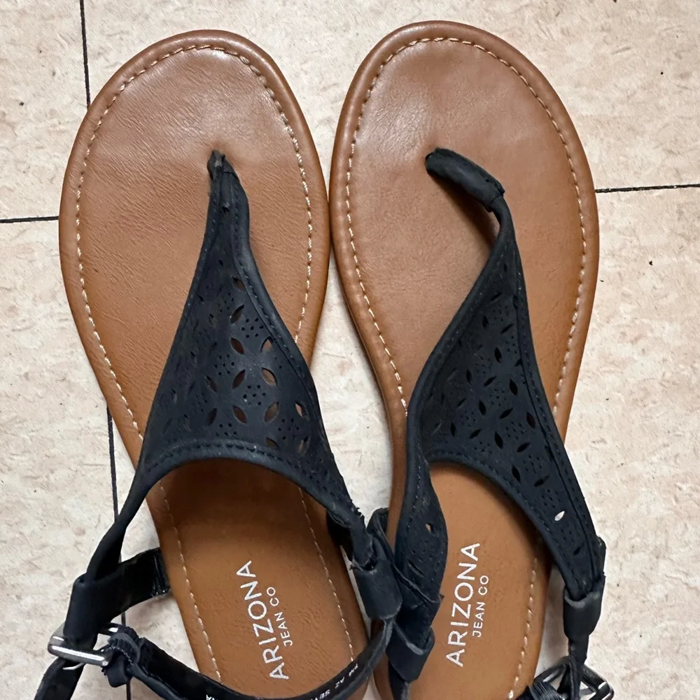Sandals - Picture 2 of 2